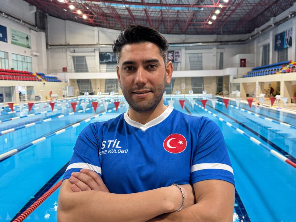 BEYLİKDÜZÜ YÜZME DERSİ